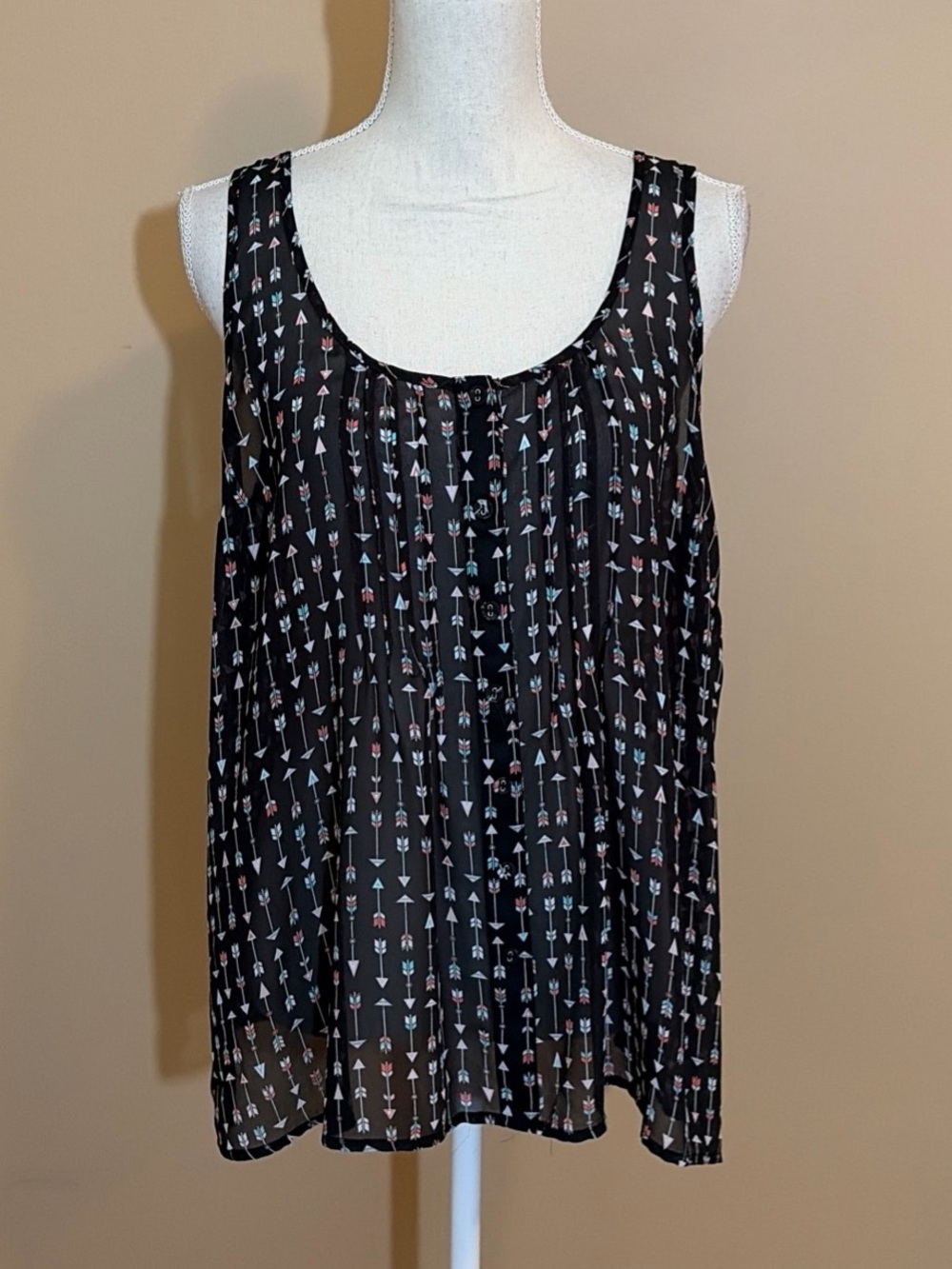 Torrid Size 0 Large Arrow Print Sleeveless Semi-Sheer Top